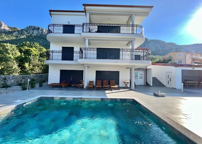 Vila Hidden Gem