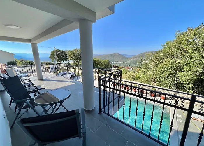 Vila Hidden Gem